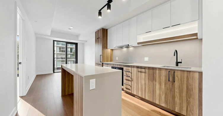 521-91 Montclair Avenue, Toronto, ON, M5P 0B1 - 10