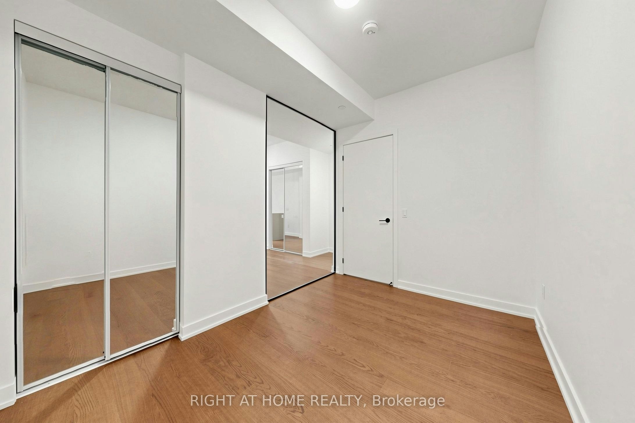 521-91 Montclair Avenue, Toronto, ON, M5P 0B1 - 28