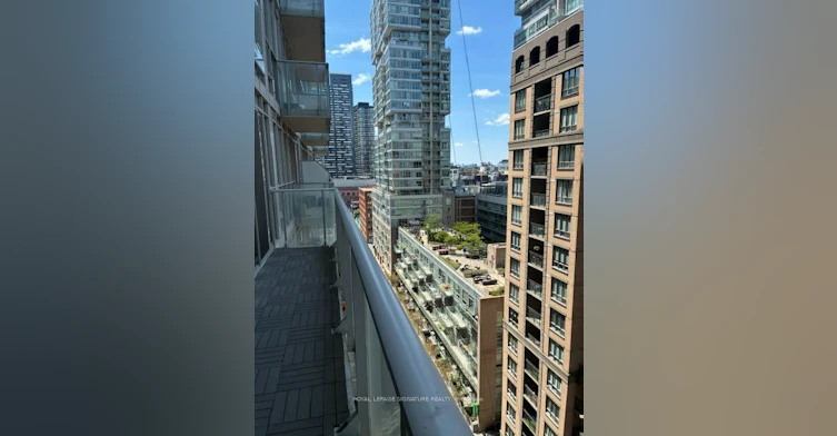 1307-126 Simcoe Street, Toronto, ON, M5H 4E6 - 15