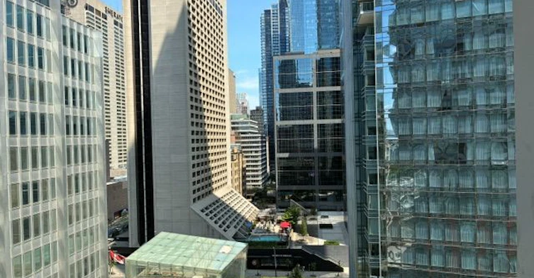 1307-126 Simcoe Street, Toronto, ON, M5H 4E6 - 16