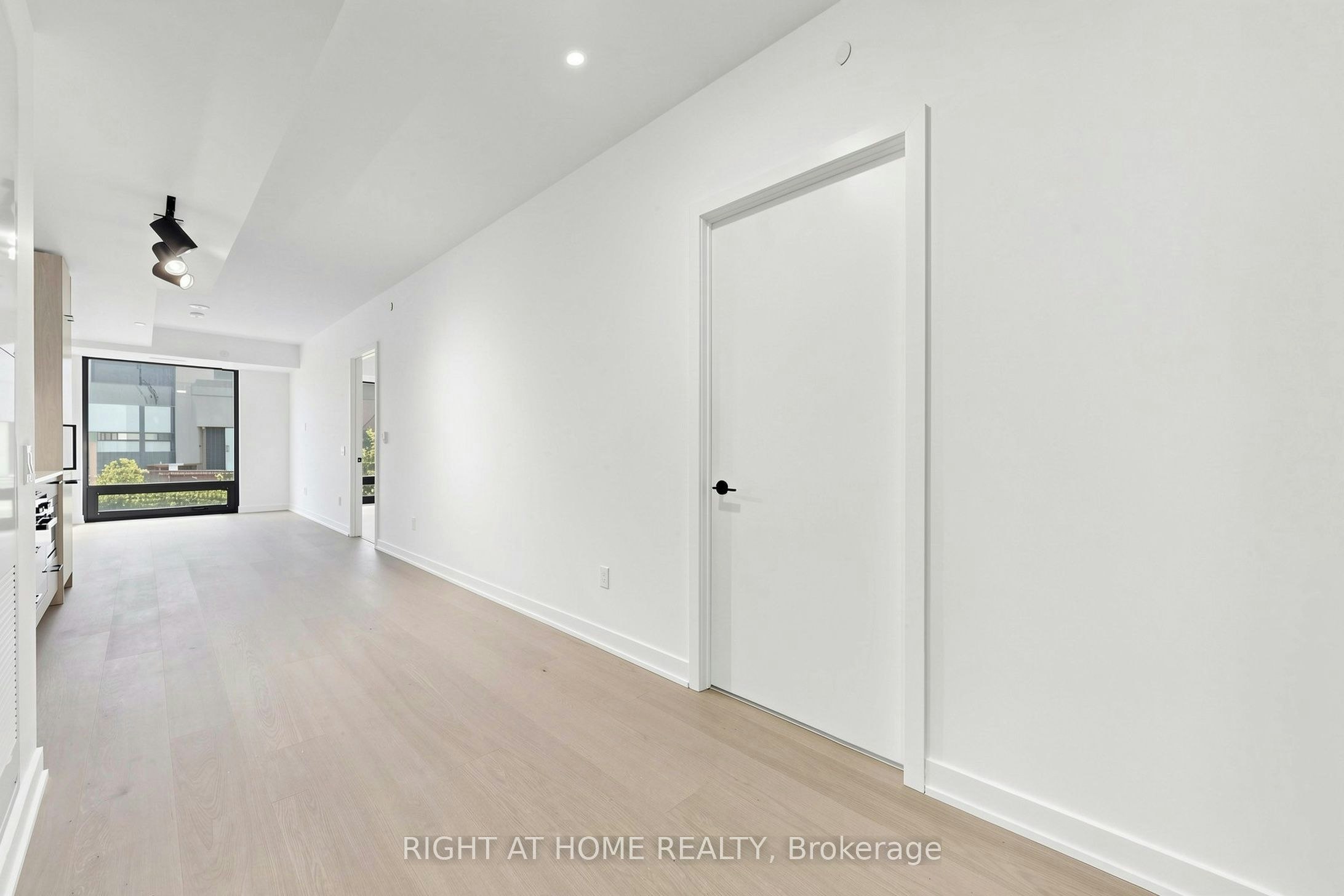536-91 Montclair Avenue, Toronto, ON, M5P 0B1 - 5