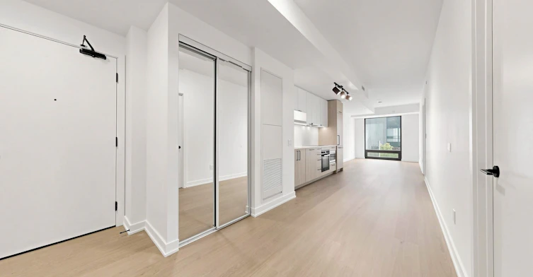 536-91 Montclair Avenue, Toronto, ON, M5P 0B1 - 6