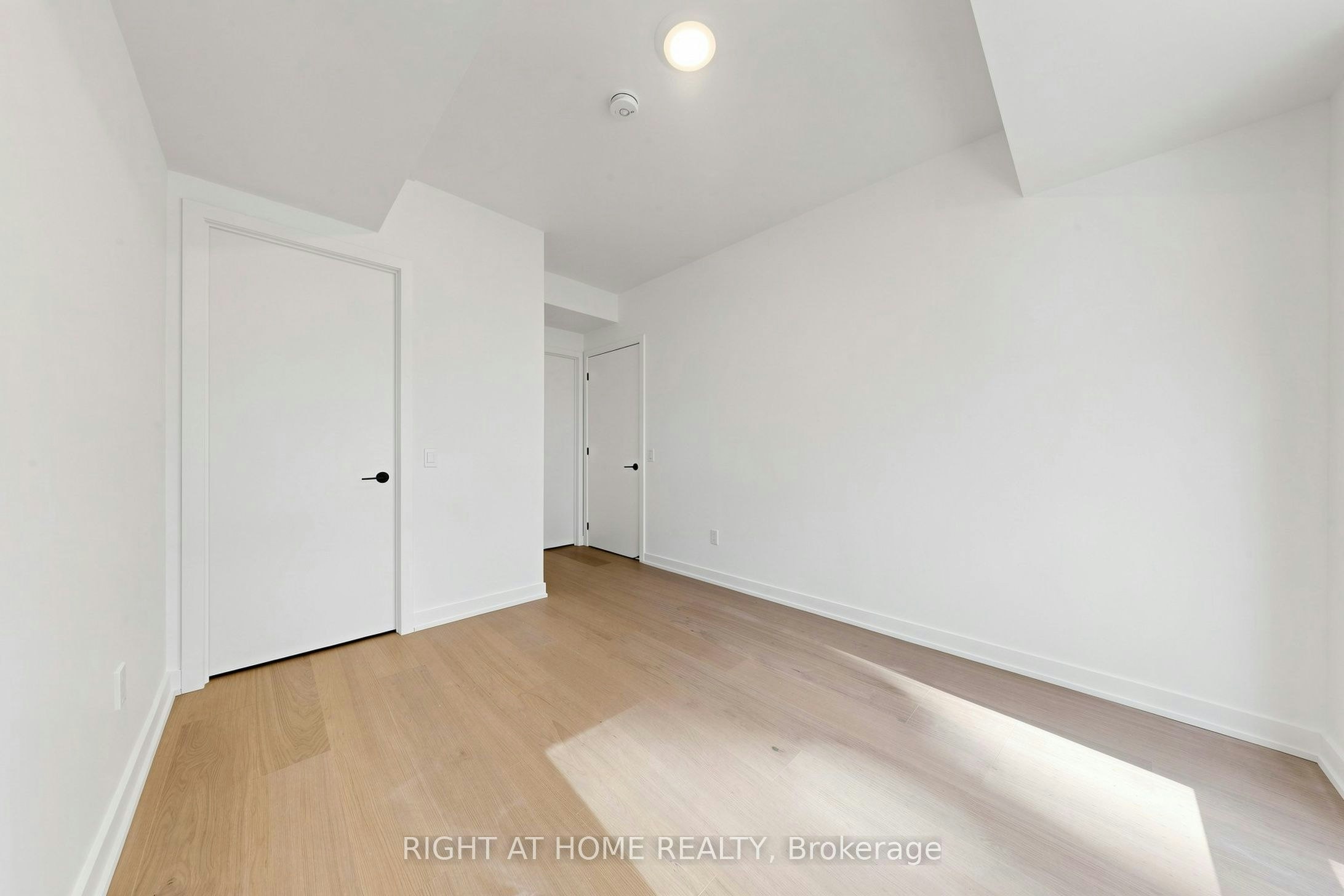 536-91 Montclair Avenue, Toronto, ON, M5P 0B1 - 9