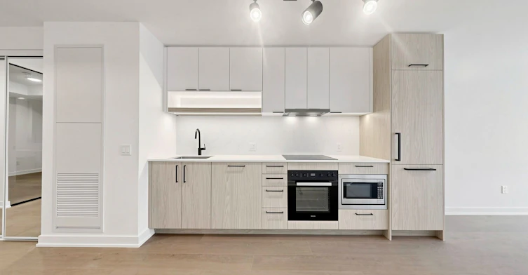 536-91 Montclair Avenue, Toronto, ON, M5P 0B1 - 12