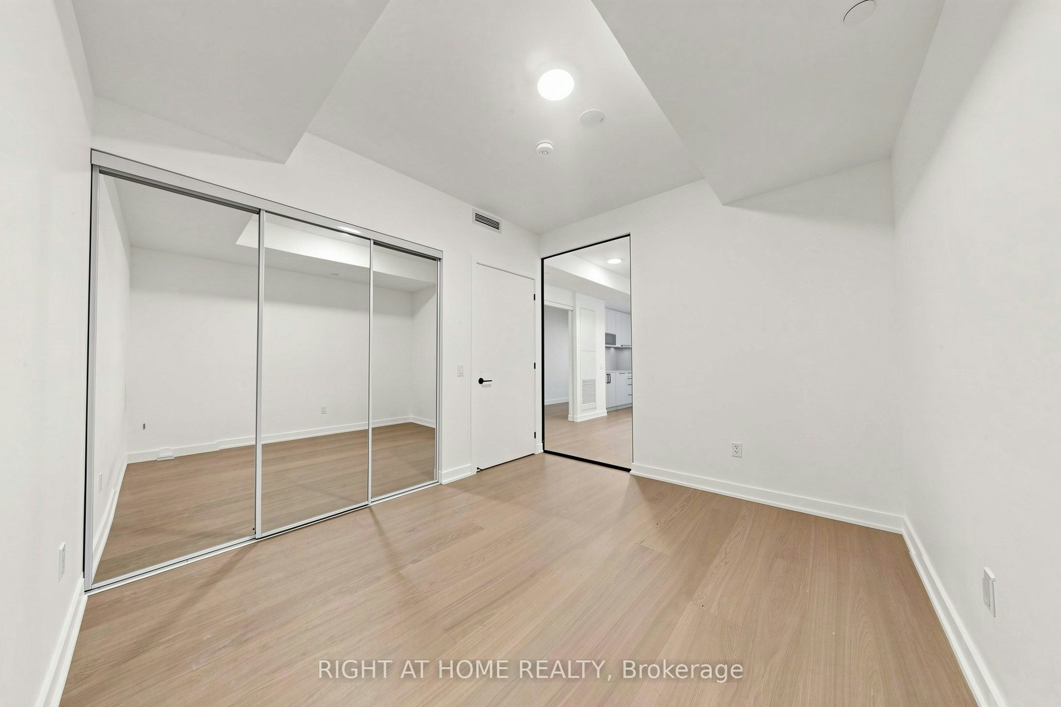 536-91 Montclair Avenue, Toronto, ON, M5P 0B1 - 29