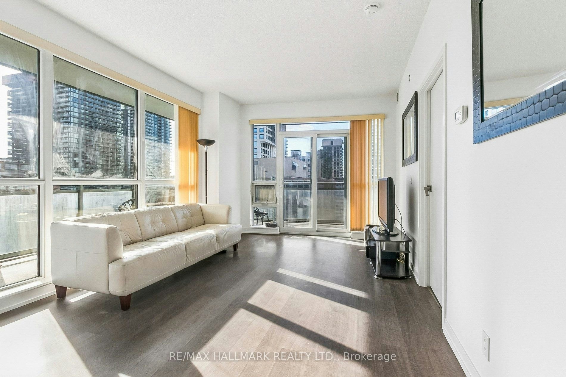 1212-98 Lillian Street, Toronto, ON, M4S 0A5