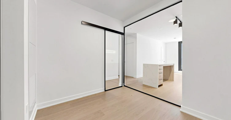 832-91 Montclair Avenue, Toronto, ON, M5P 0B1 - 24