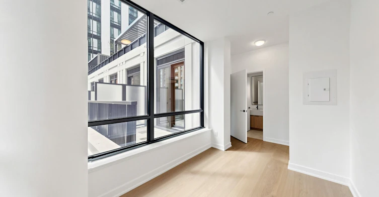832-91 Montclair Avenue, Toronto, ON, M5P 0B1 - 18