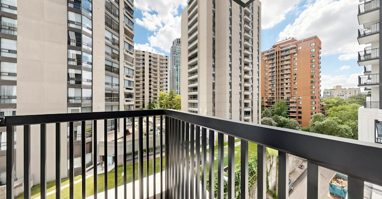 832-91 Montclair Avenue, Toronto, ON, M5P 0B1 - 32