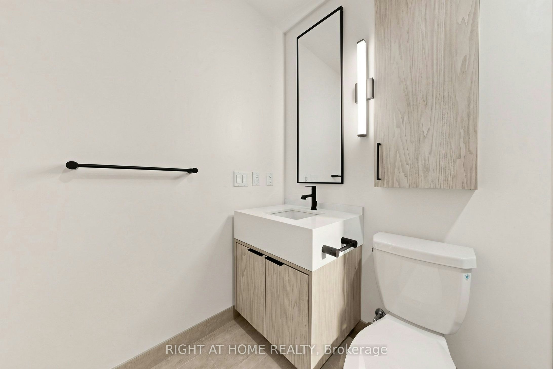 832-91 Montclair Avenue, Toronto, ON, M5P 0B1 - 21