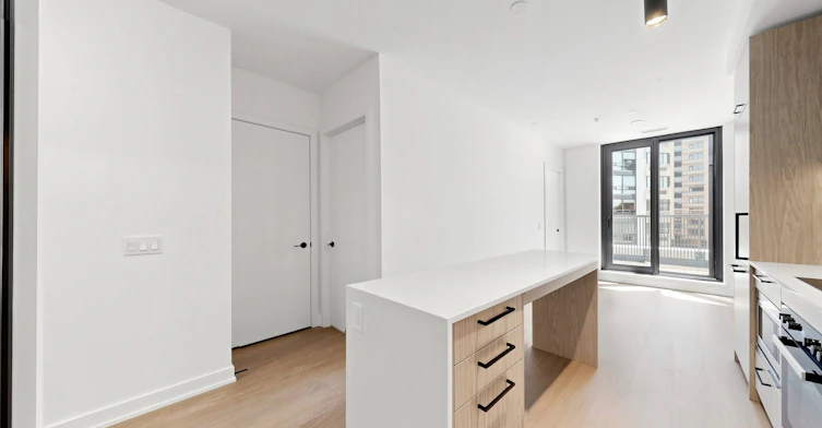 832-91 Montclair Avenue, Toronto, ON, M5P 0B1 - 11