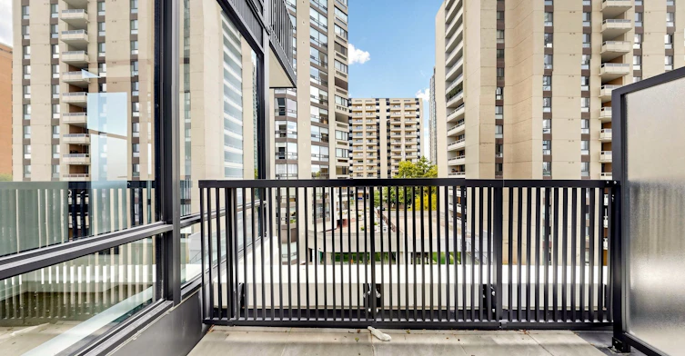 832-91 Montclair Avenue, Toronto, ON, M5P 0B1 - 33