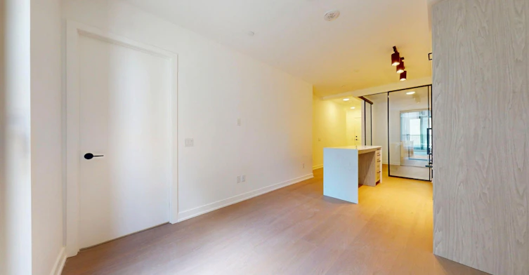 837-91 Montclair Avenue, Toronto, ON, M5P 0B1 - 8