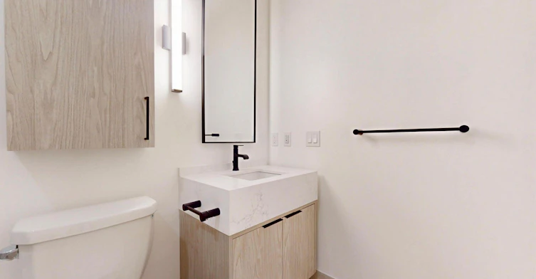 837-91 Montclair Avenue, Toronto, ON, M5P 0B1 - 24