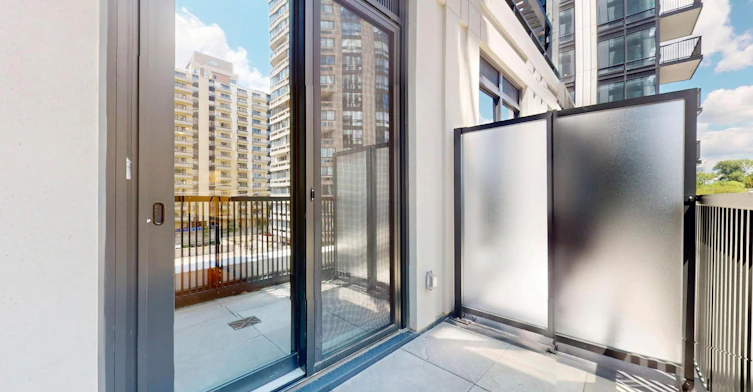 837-91 Montclair Avenue, Toronto, ON, M5P 0B1 - 38