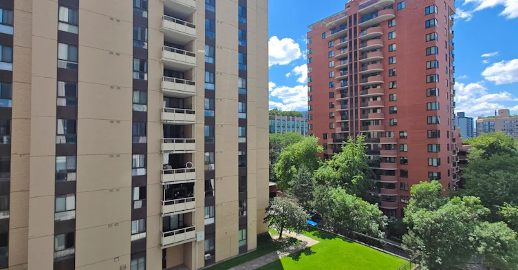 837-91 Montclair Avenue, Toronto, ON, M5P 0B1 - 39