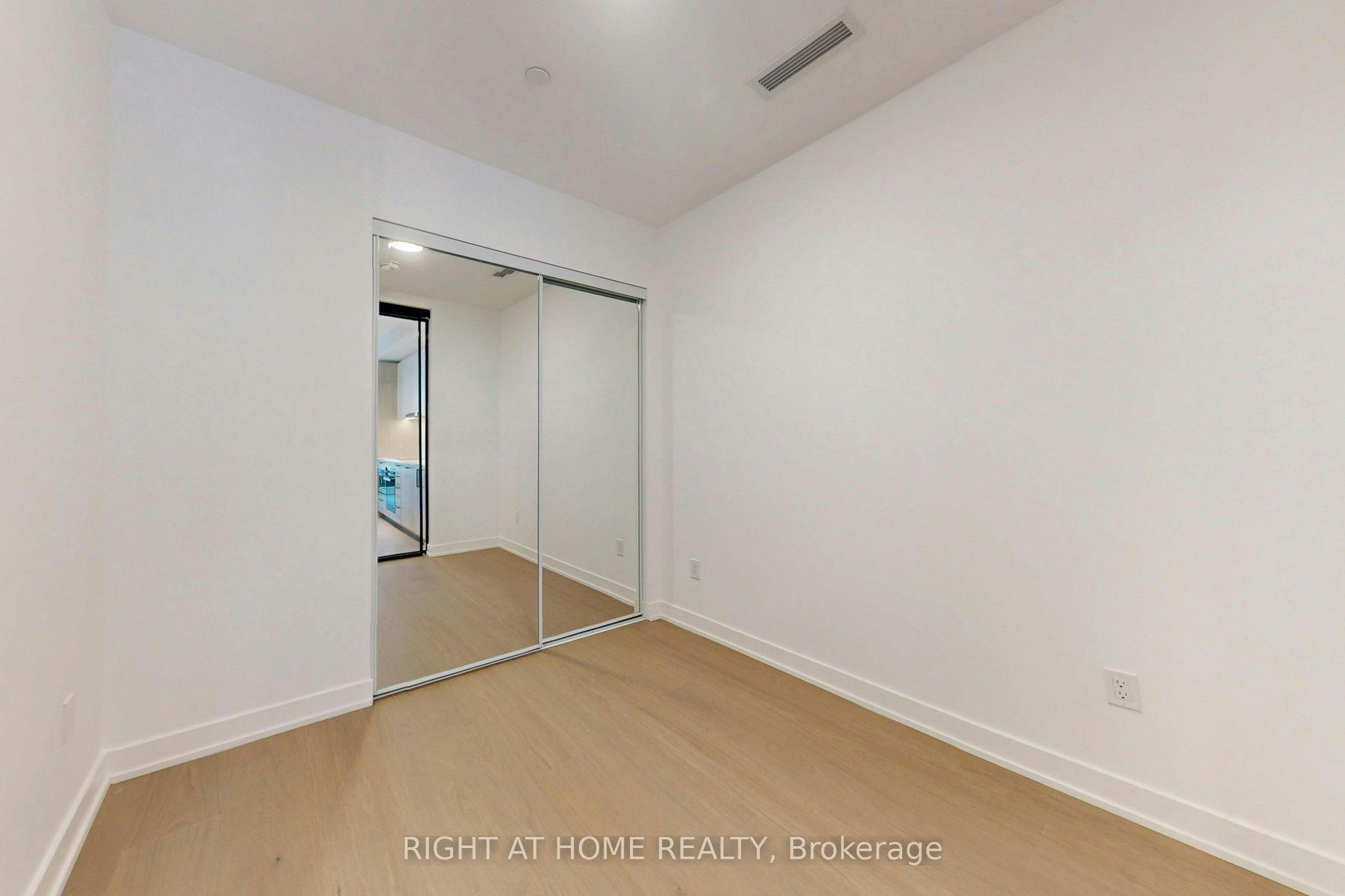 837-91 Montclair Avenue, Toronto, ON, M5P 0B1 - 28