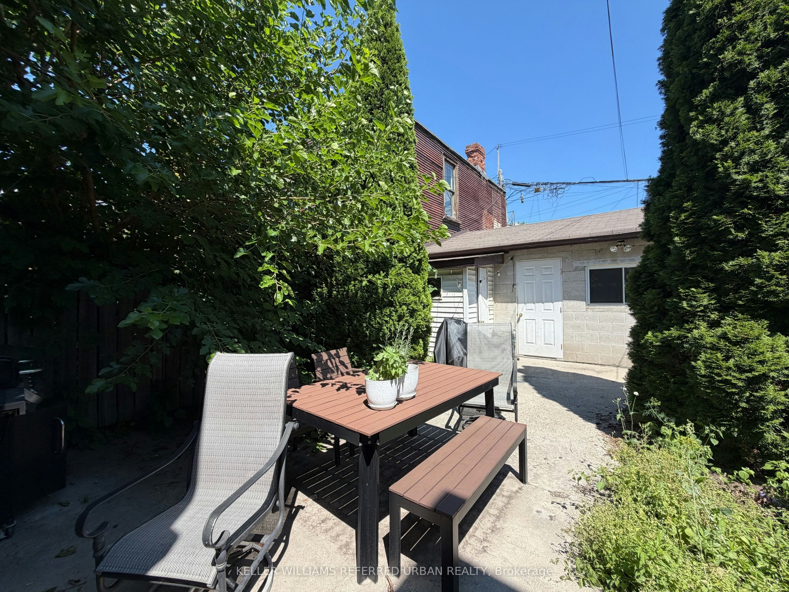 Main-429 Ossington Avenue, Toronto, ON, M6J 3A6 - 13