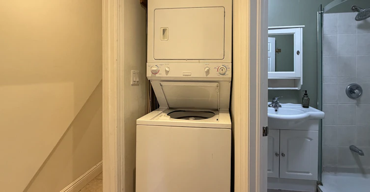 Main-429 Ossington Avenue, Toronto, ON, M6J 3A6 - 9
