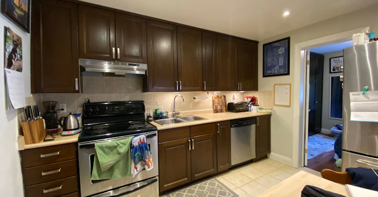 Main-429 Ossington Avenue, Toronto, ON, M6J 3A6 - 3