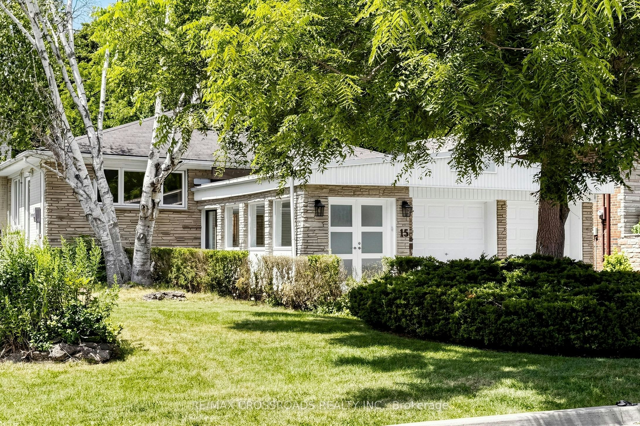 15 Alamosa Drive, Toronto, ON, M2J 2N6