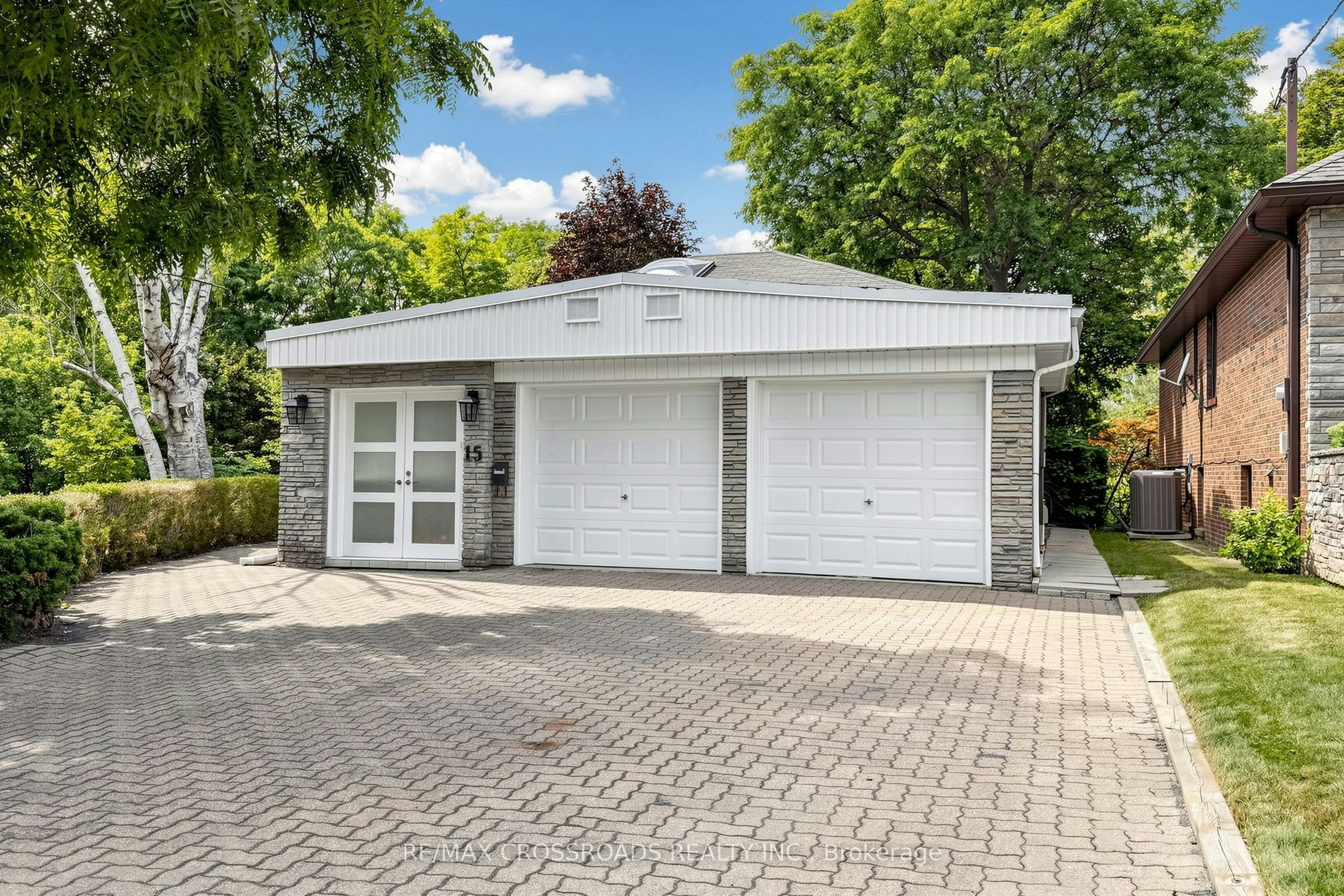 15 Alamosa Drive, Toronto, ON, M2J 2N6