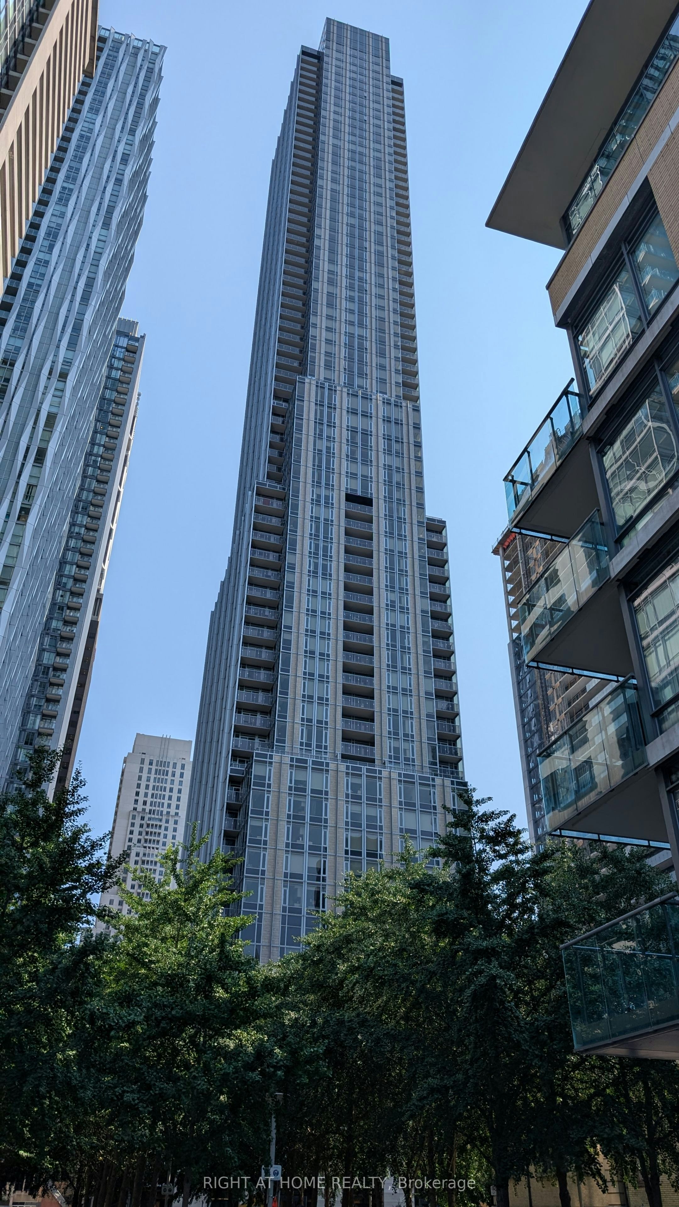 1108-11 Yorkville Avenue, Toronto, ON, M4W 1L2