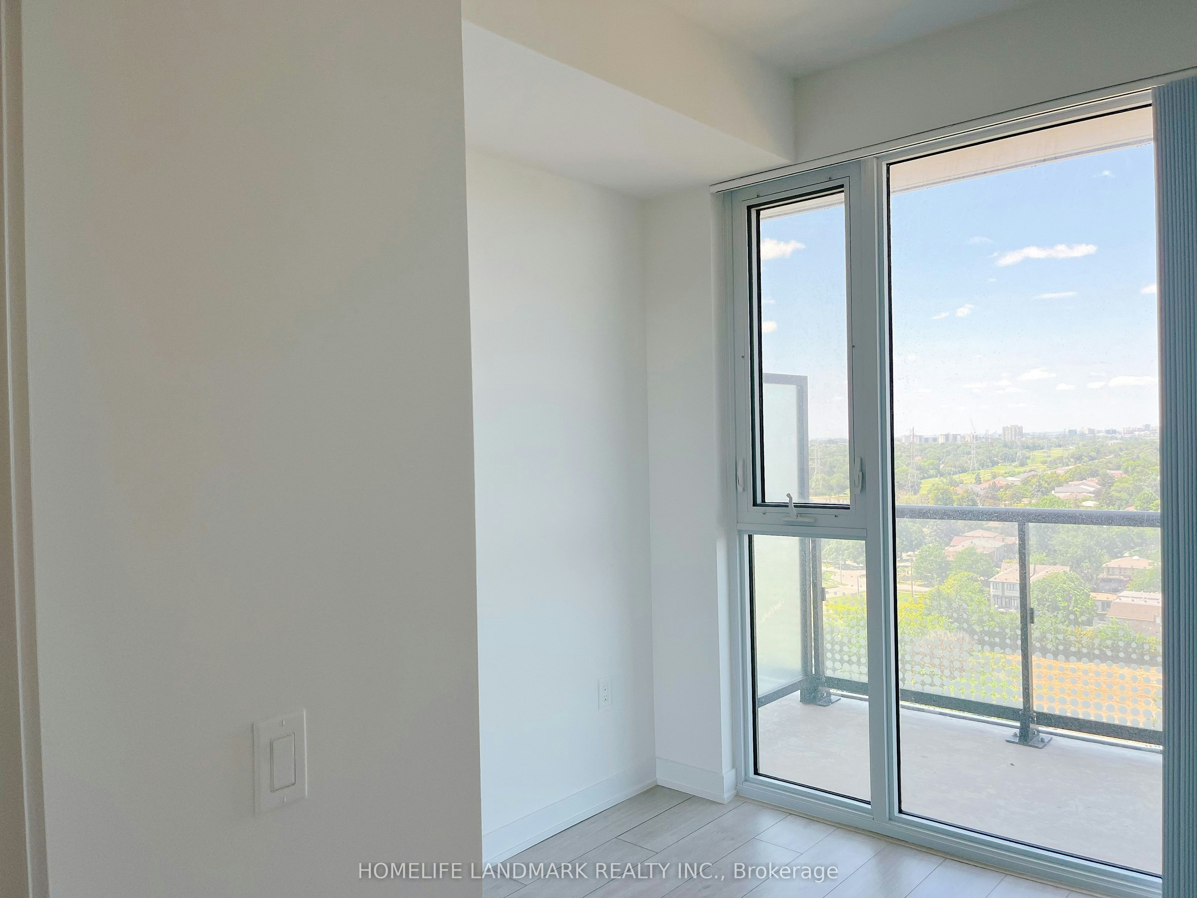 1525-5858 Yonge Street, Toronto, ON, M2M 0C6 - 7