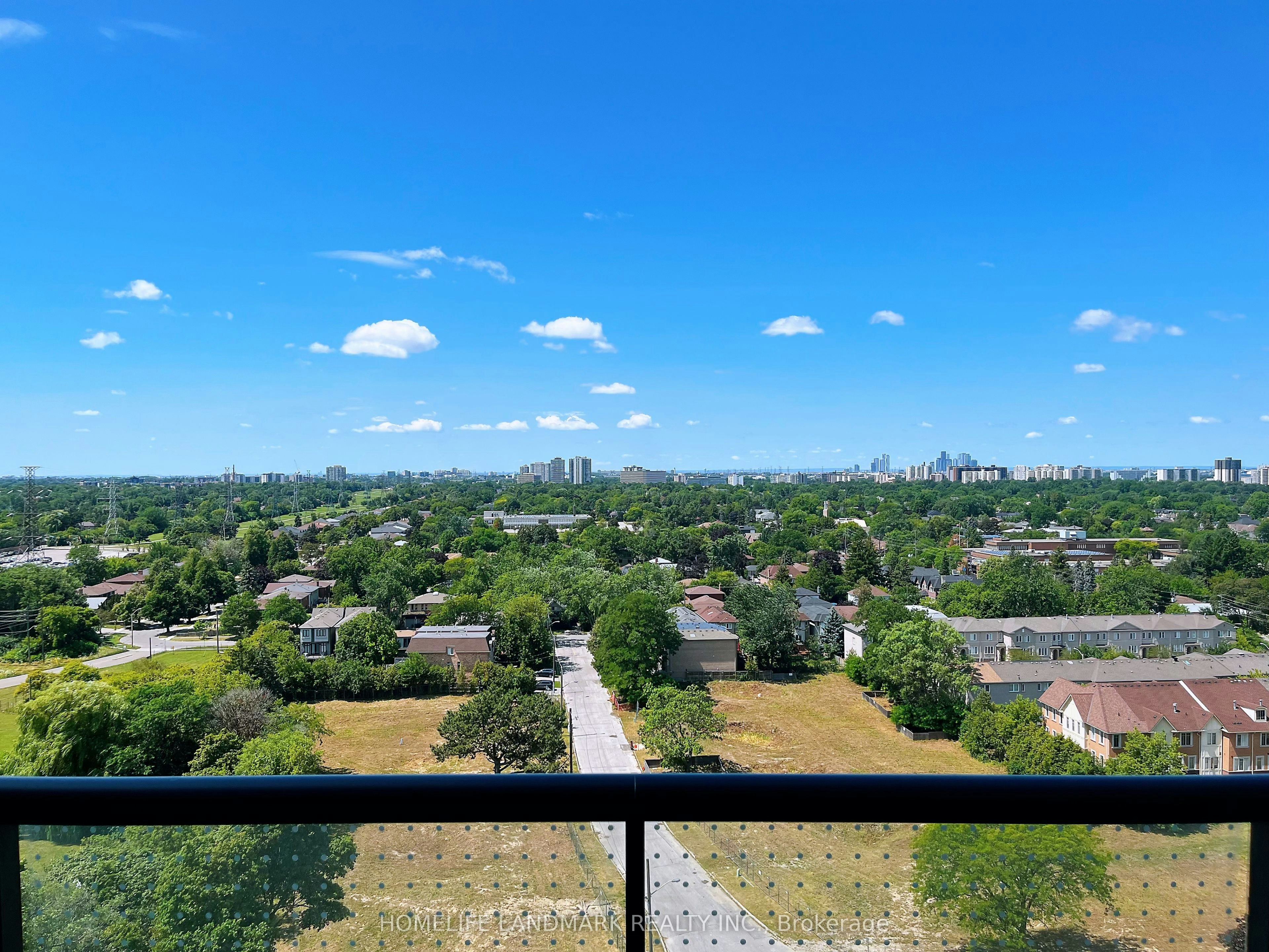 5858 Yonge Street, Toronto, ON, M2M 0C6