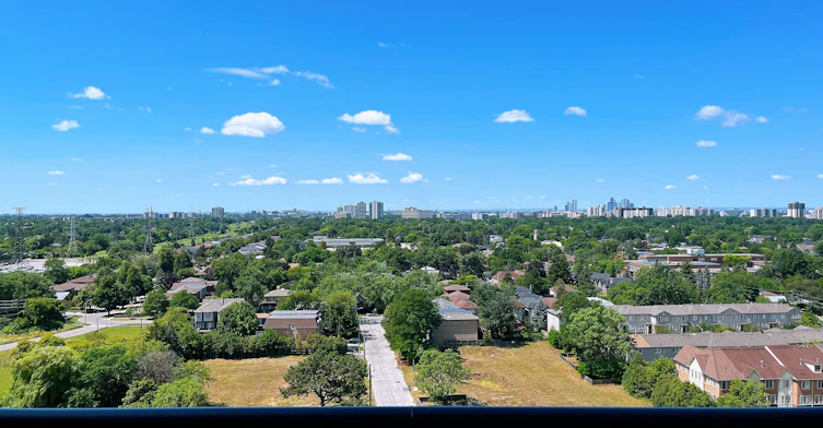 1525-5858 Yonge Street, Toronto, ON, M2M 0C6