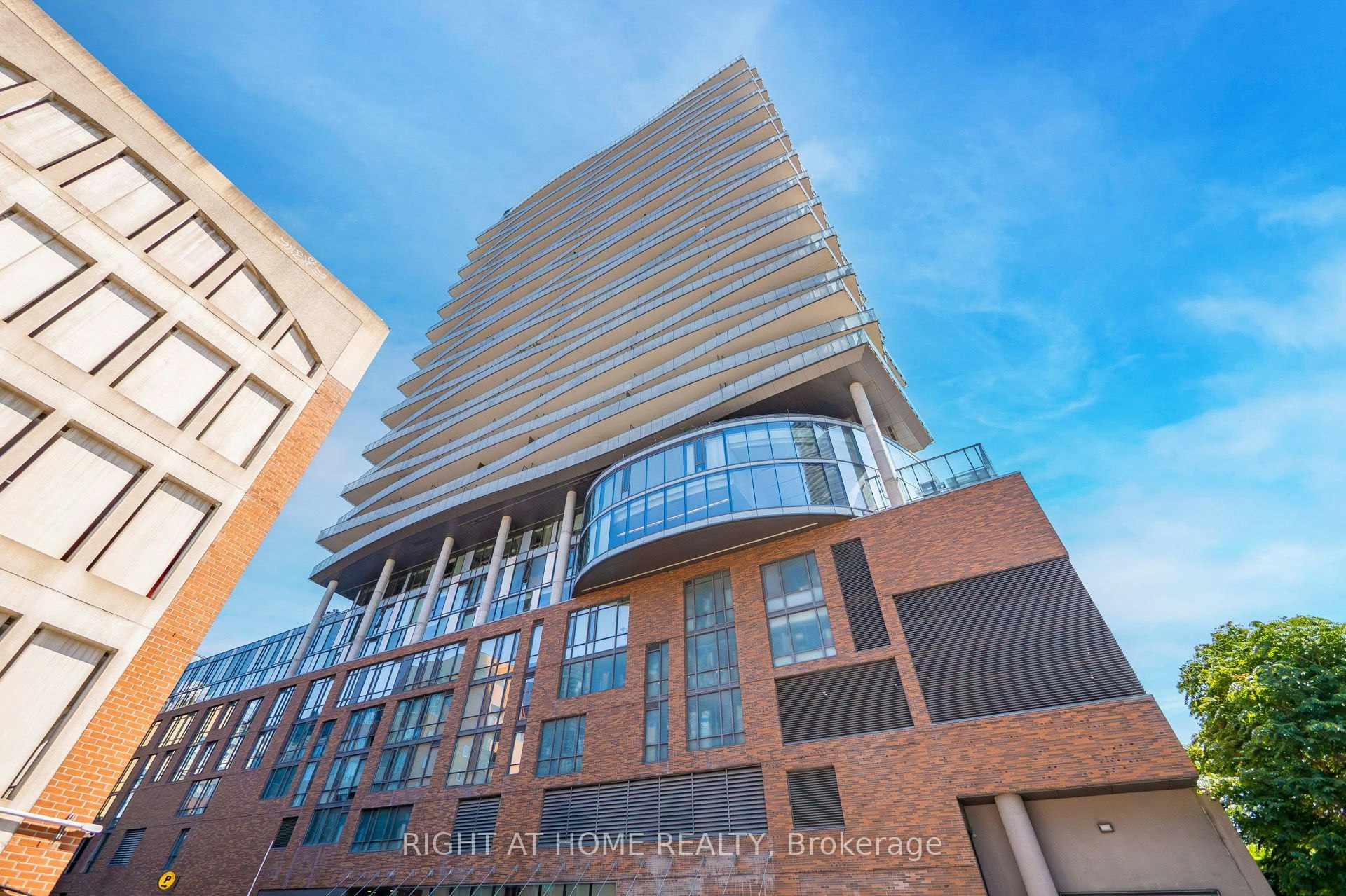 1604-1 Market Street, Toronto, ON, M5E 0A2