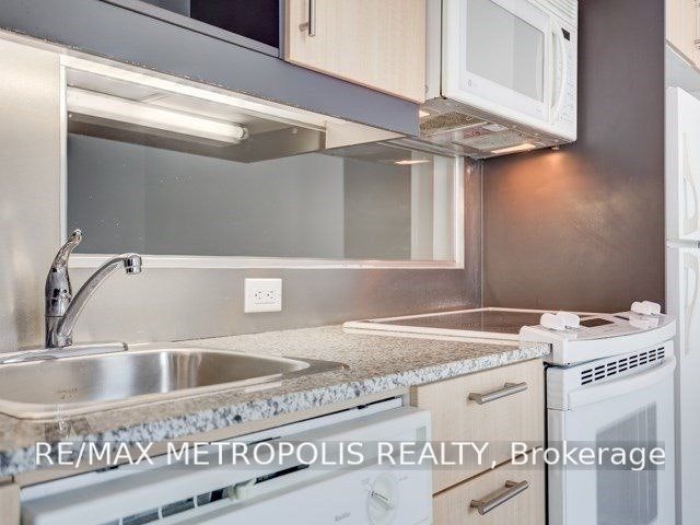 M08-350 Wellington Street W, Toronto, ON, M5V 3W9 - 11