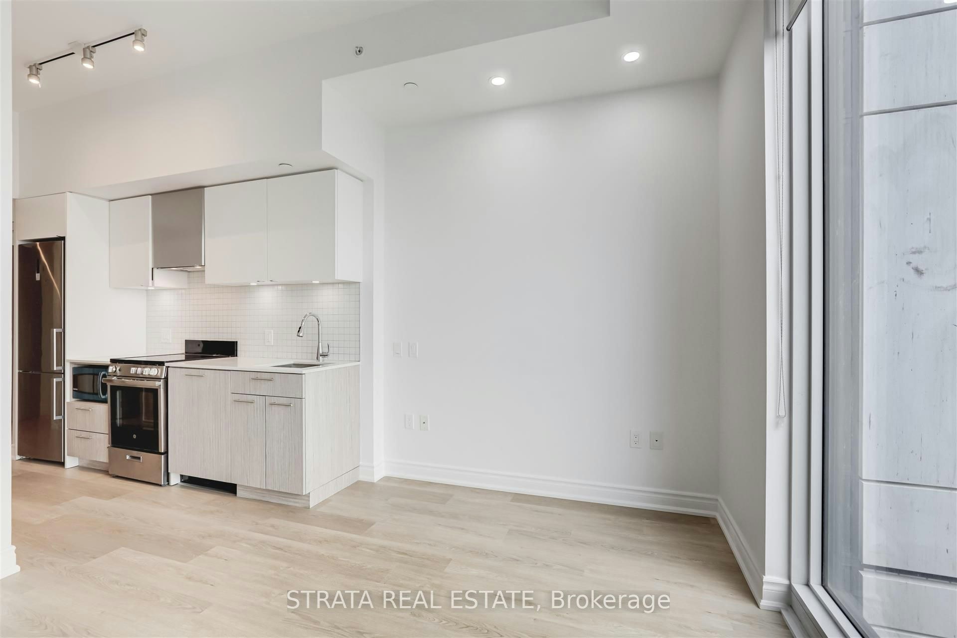 1901-251 Jarvis Street, Toronto, ON, M5B 0C3 - 10