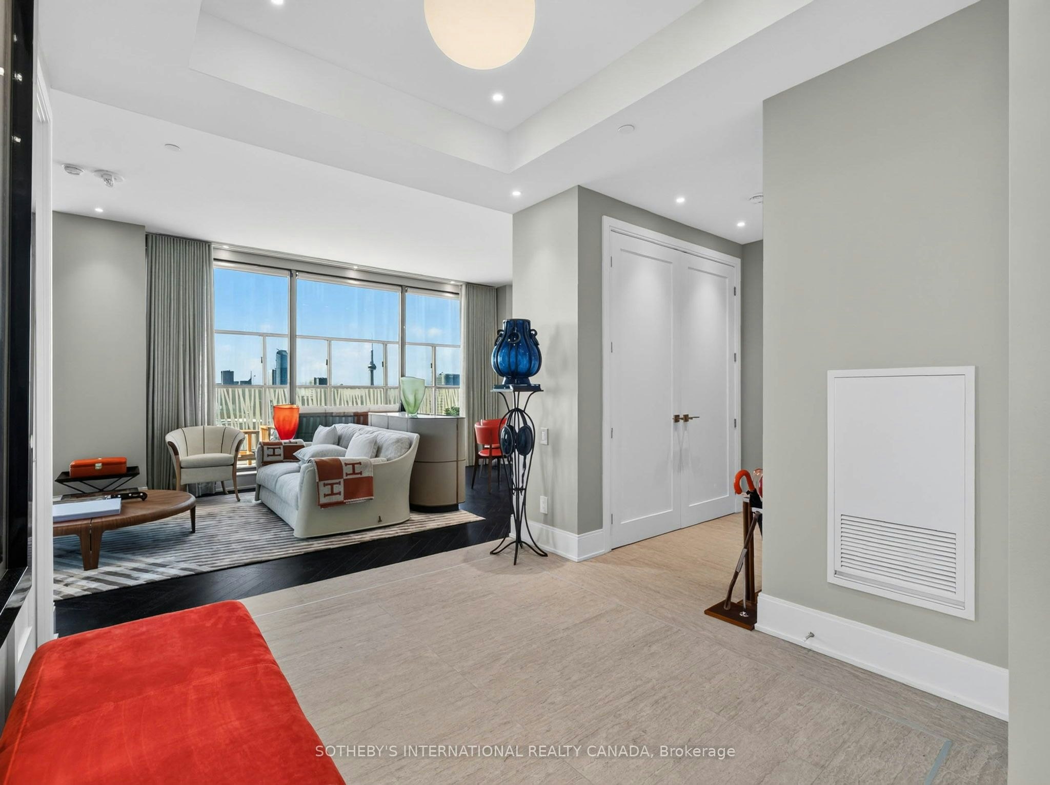 5501-50 Charles Street E, Toronto, ON, M4Y 0C3 - 5