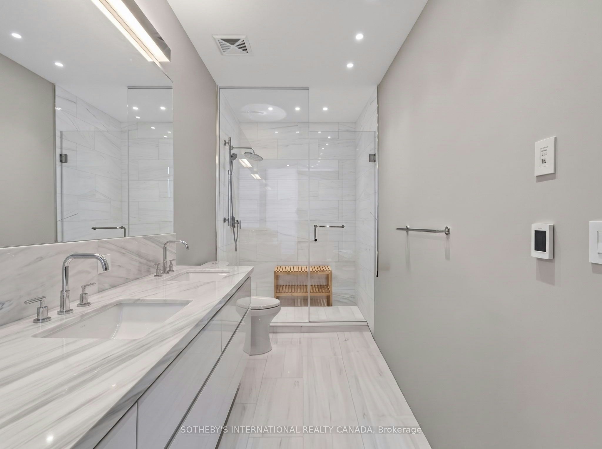 5501-50 Charles Street E, Toronto, ON, M4Y 0C3 - 29