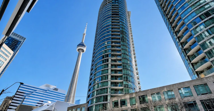 102-373 Front Street W, Toronto, ON, M5V 3R7