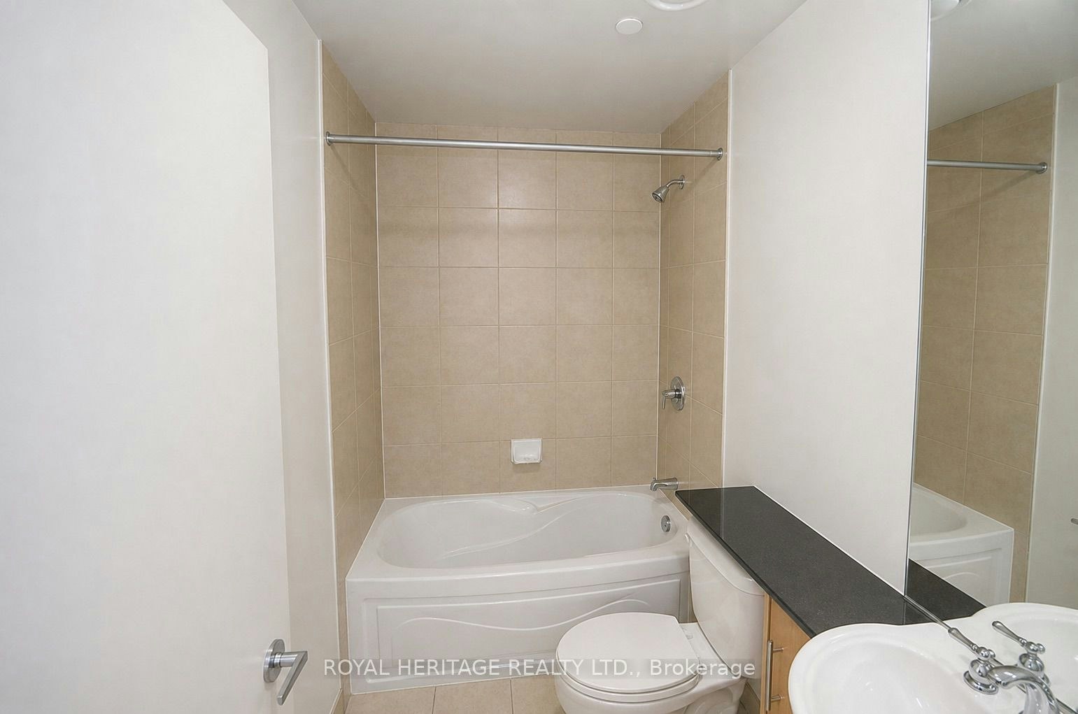102-373 Front Street W, Toronto, ON, M5V 3R7 - 5