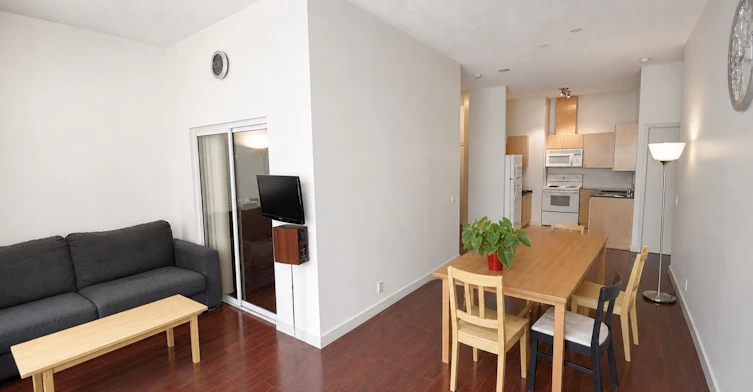 102-373 Front Street W, Toronto, ON, M5V 3R7 - 2