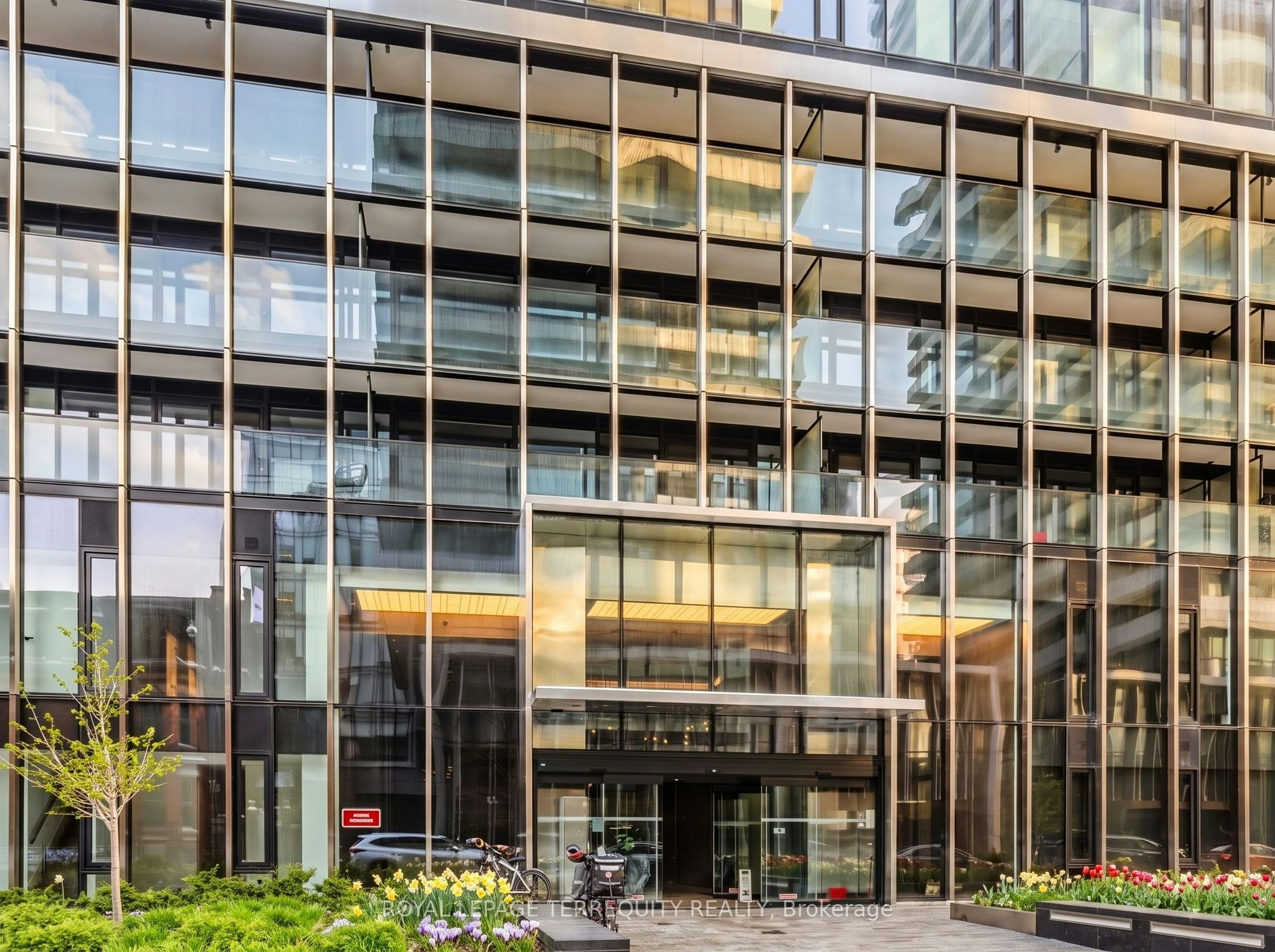 1804-55 Charles Street E, Toronto, ON, M4Y 0J1 - 3