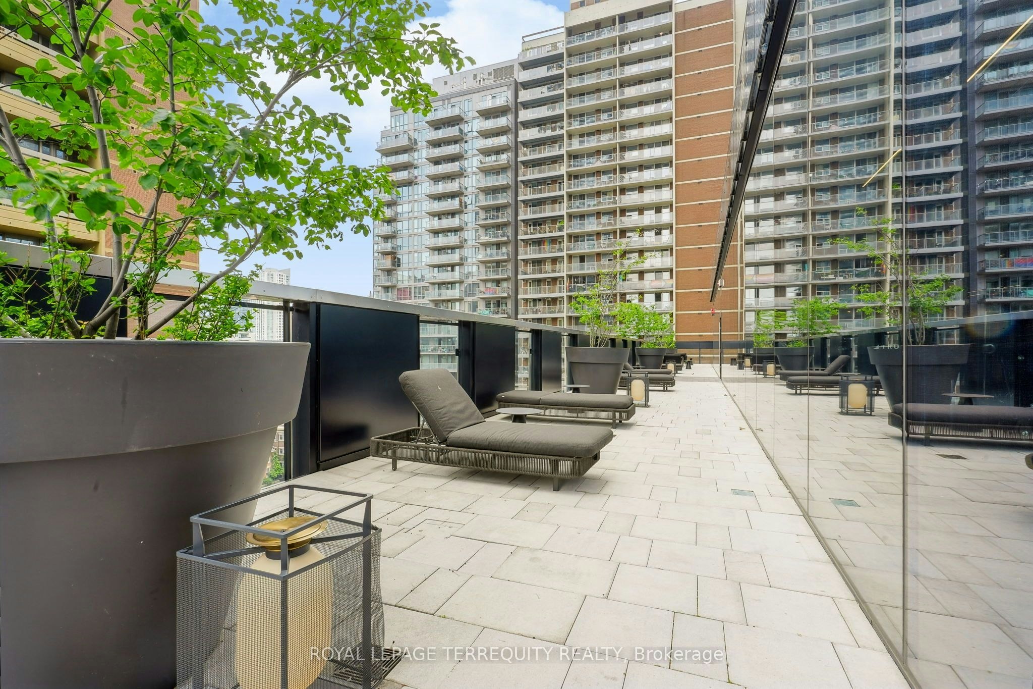 1804-55 Charles Street E, Toronto, ON, M4Y 0J1 - 23