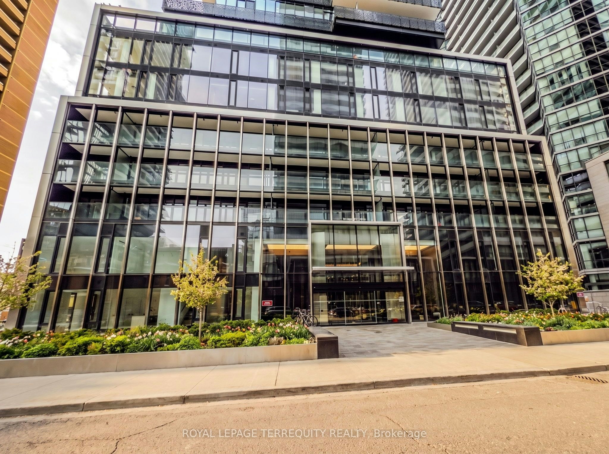 1804-55 Charles Street E, Toronto, ON, M4Y 0J1 - 2