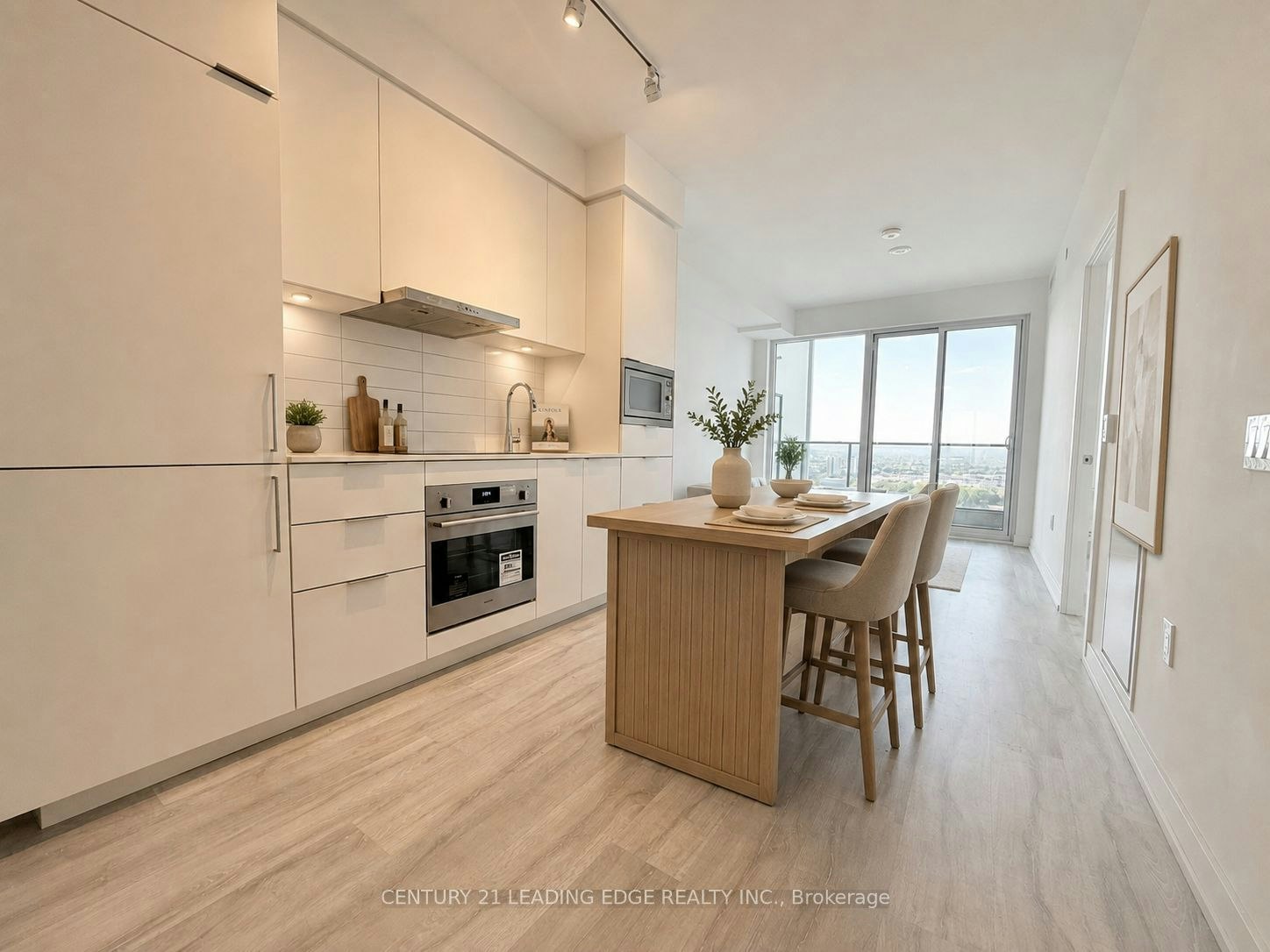 S2509-8 Olympic Garden Drive, Toronto, ON, M2M 0B9 - 2
