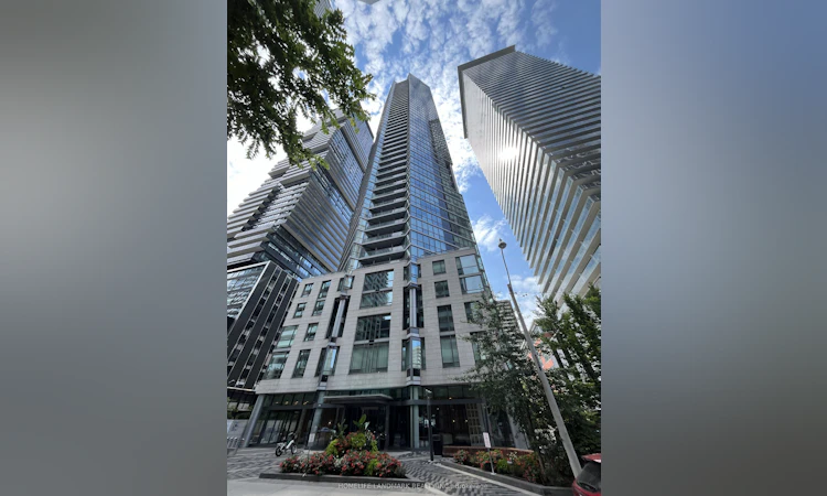 311-45 Charles Street E