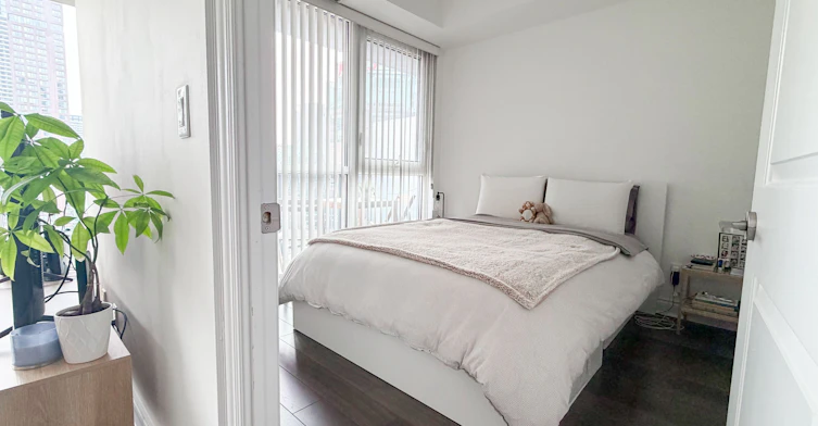 1901-28 Ted Rogers Way, Toronto, ON, M4Y 2J4 - 8