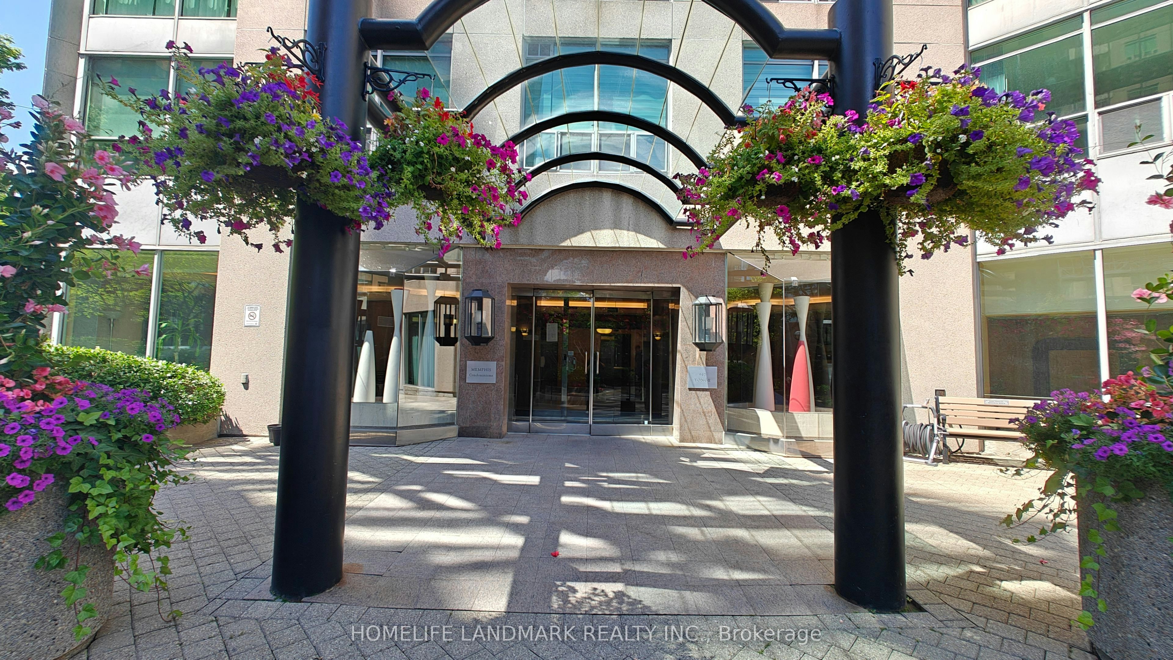 1116-942 Yonge Street, Toronto, ON, M4W 3S8 - 2