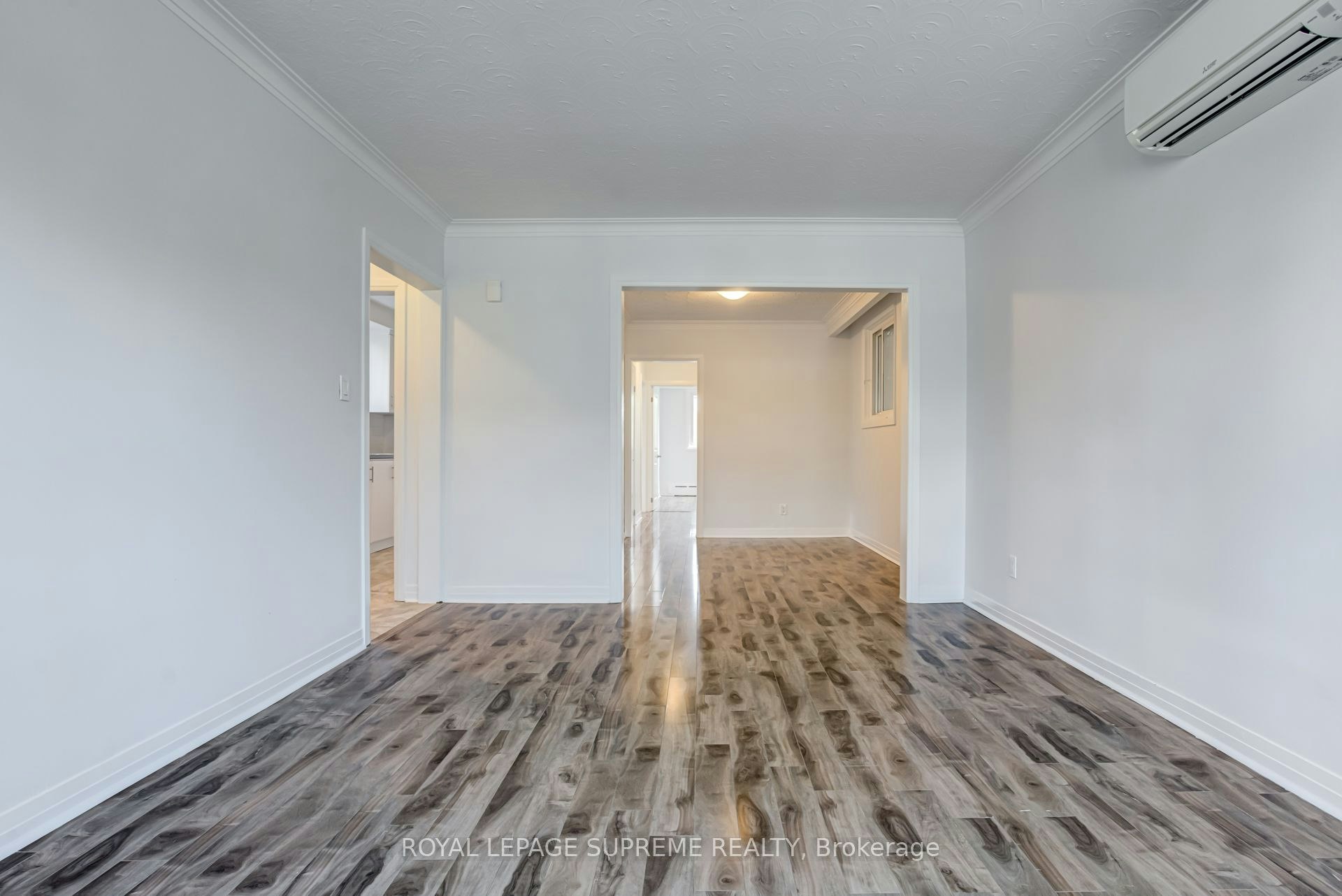 1-79 Lanark Avenue, Toronto, ON, M6E 2G3 - 4