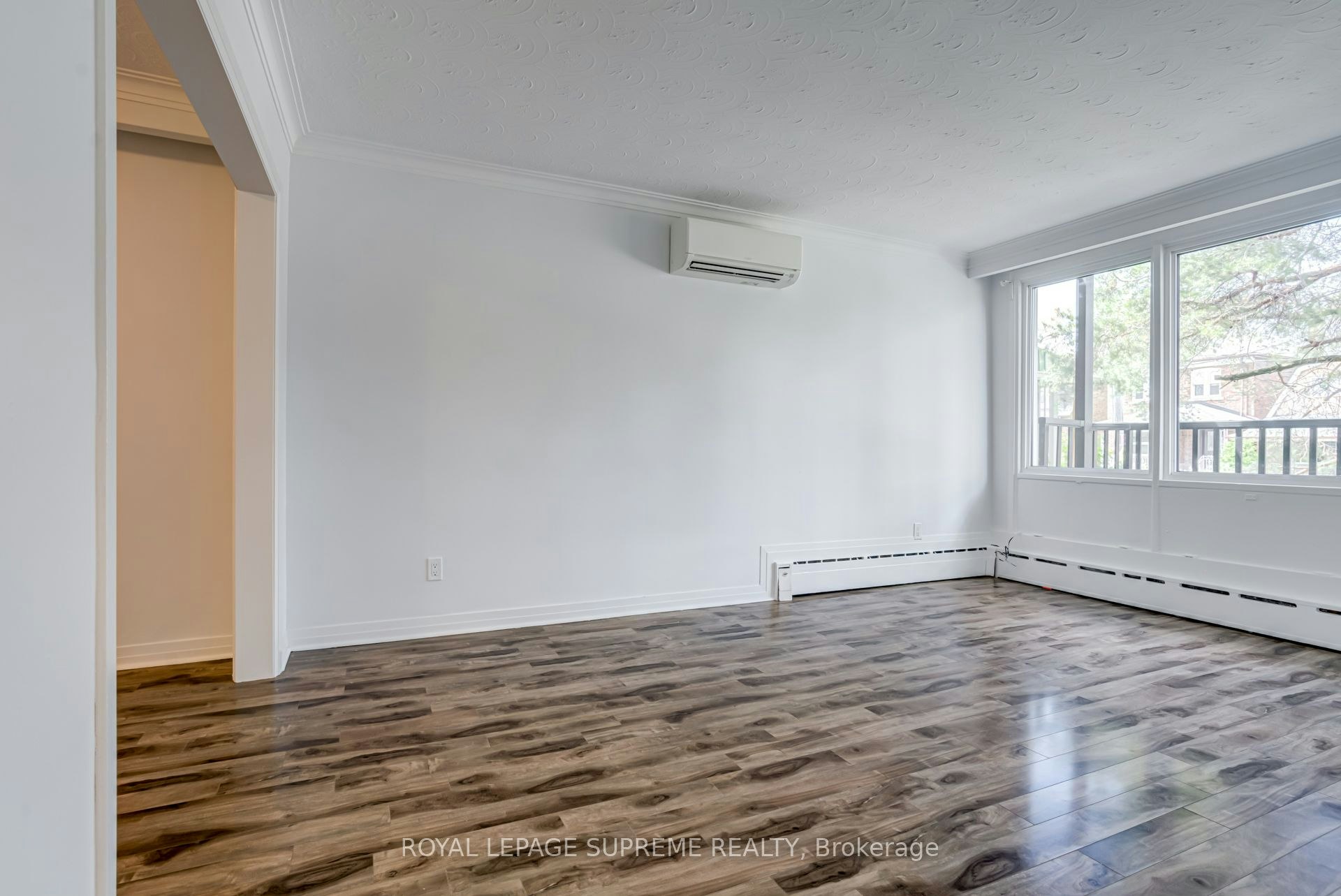 1-79 Lanark Avenue, Toronto, ON, M6E 2G3 - 3