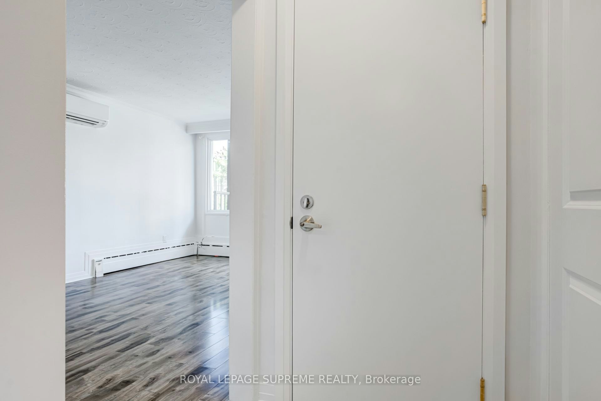 1-79 Lanark Avenue, Toronto, ON, M6E 2G3 - 2