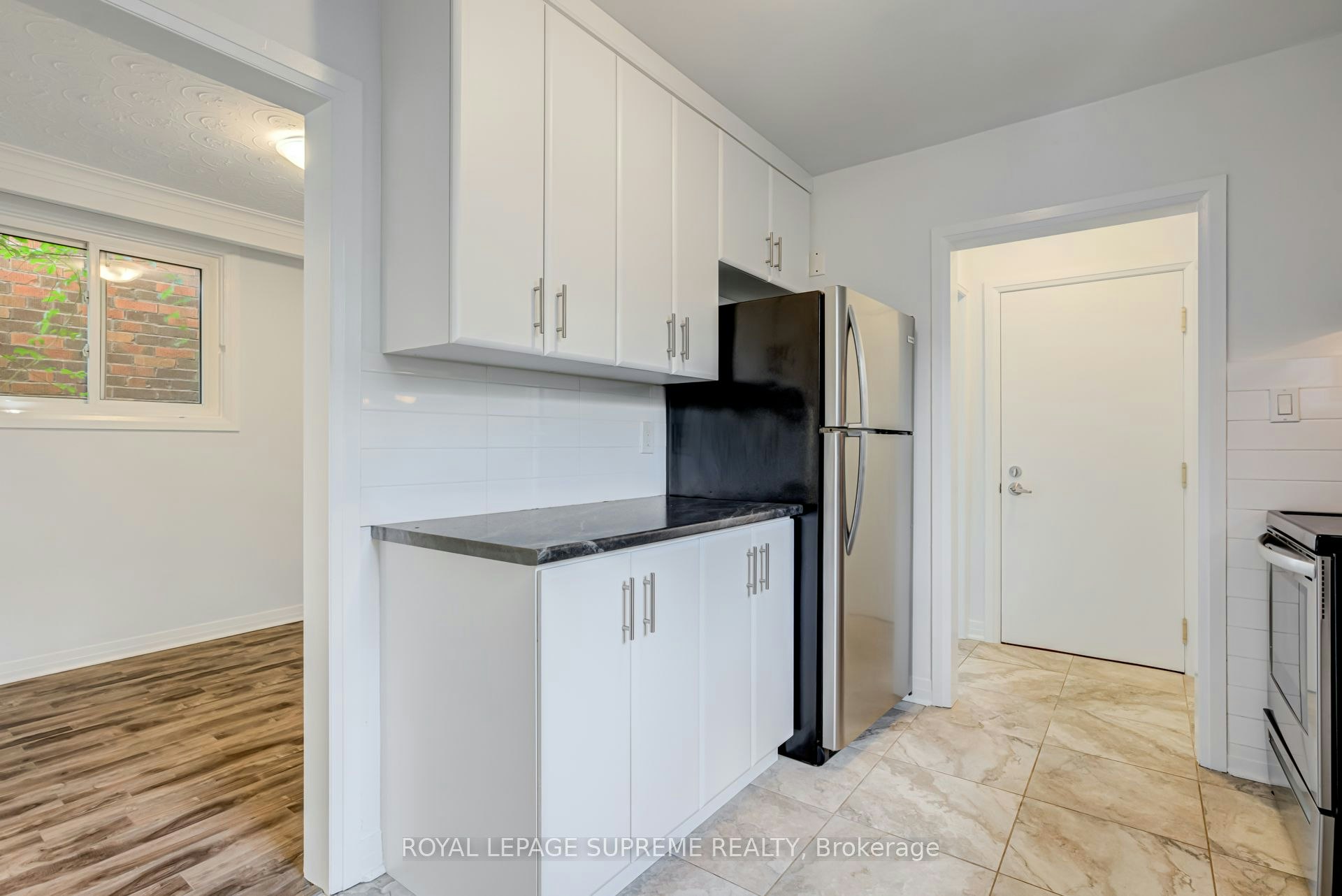 1-79 Lanark Avenue, Toronto, ON, M6E 2G3 - 11