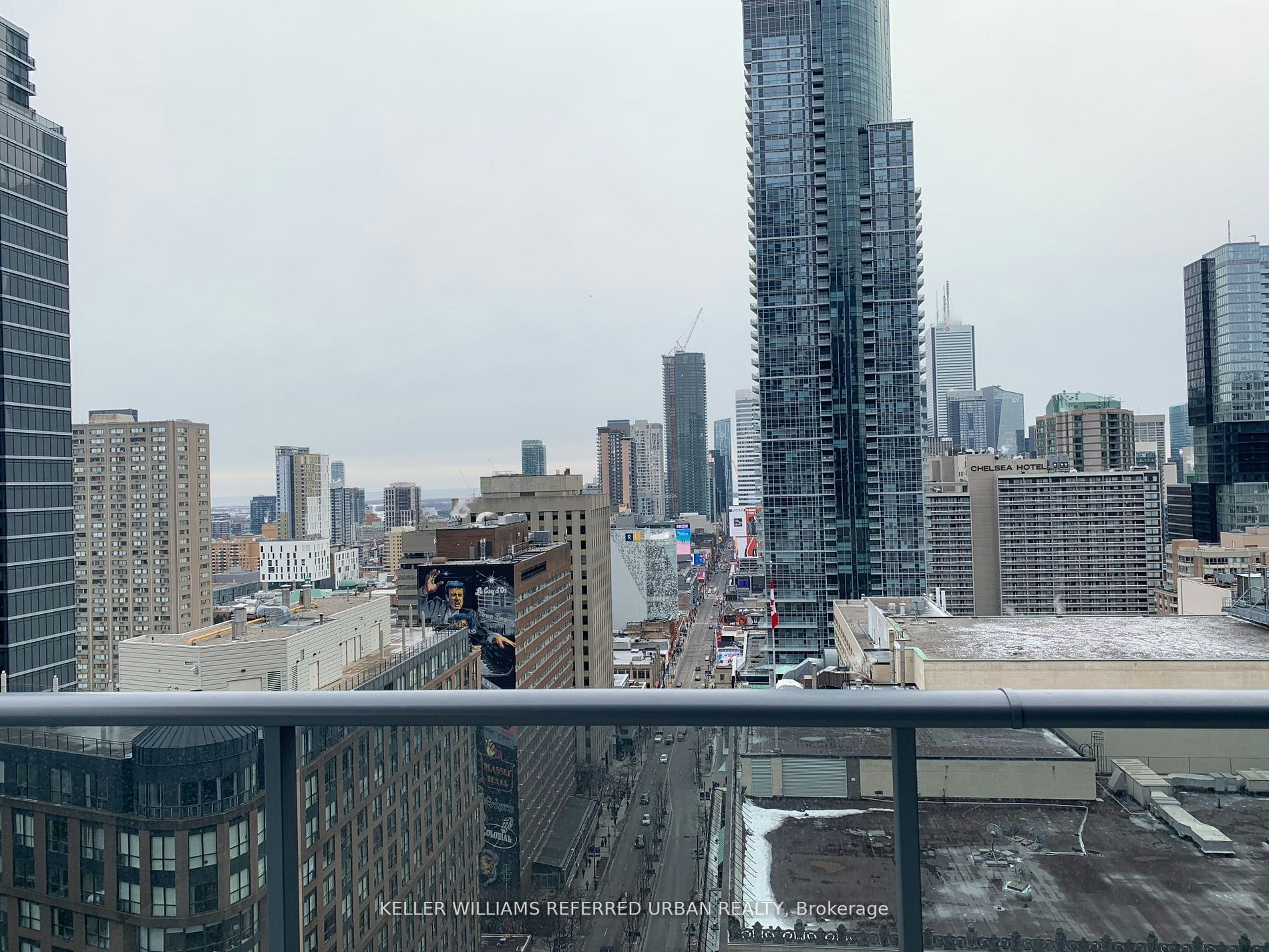 2410-7 Grenville Street, Toronto, ON, M4Y 0E9 - 9